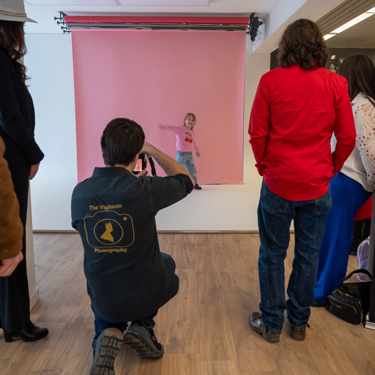 Children photography on pink background at Studio BoenkOp